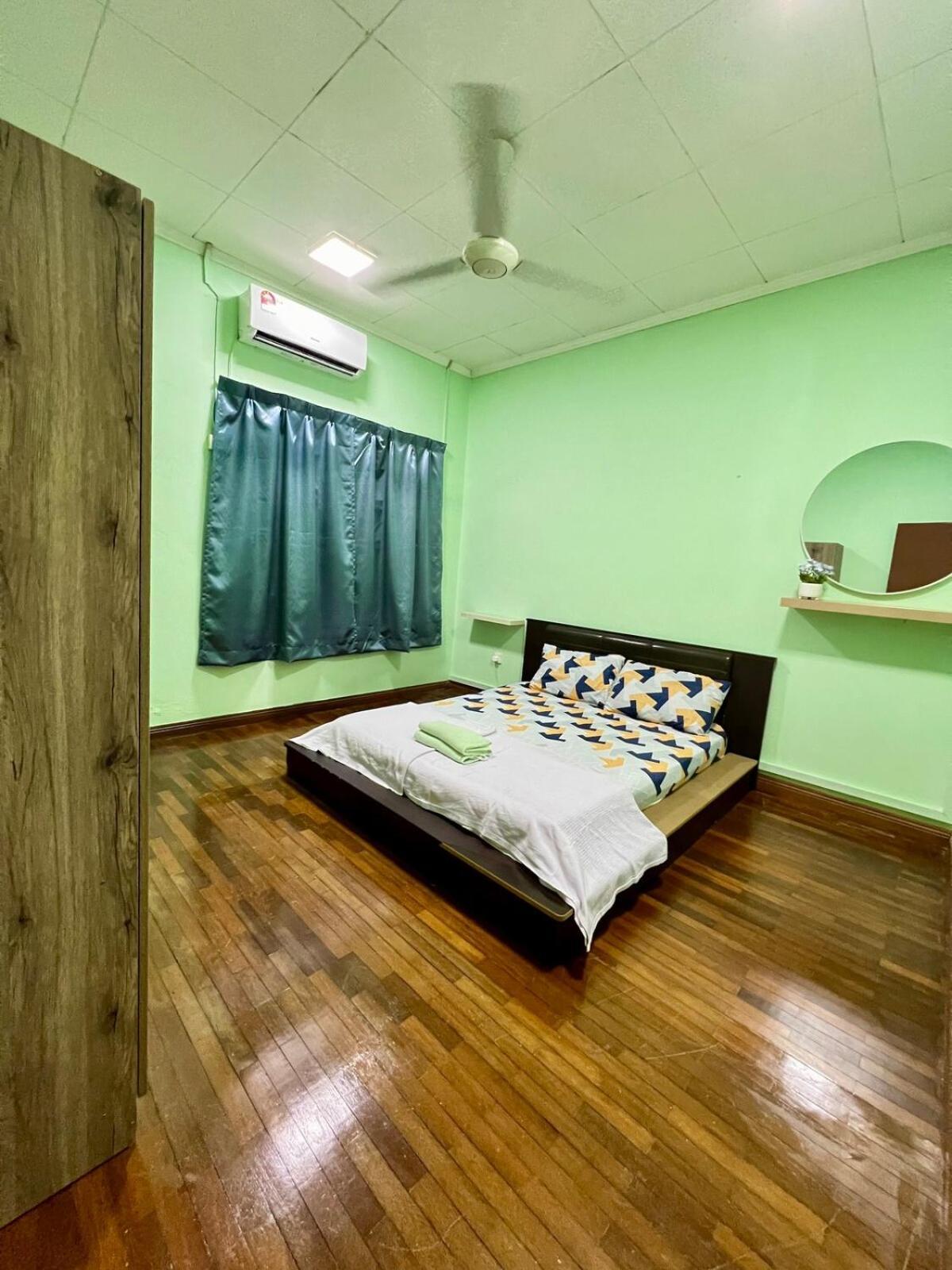 Rini Utama Homestay سكودايْ المظهر الخارجي الصورة