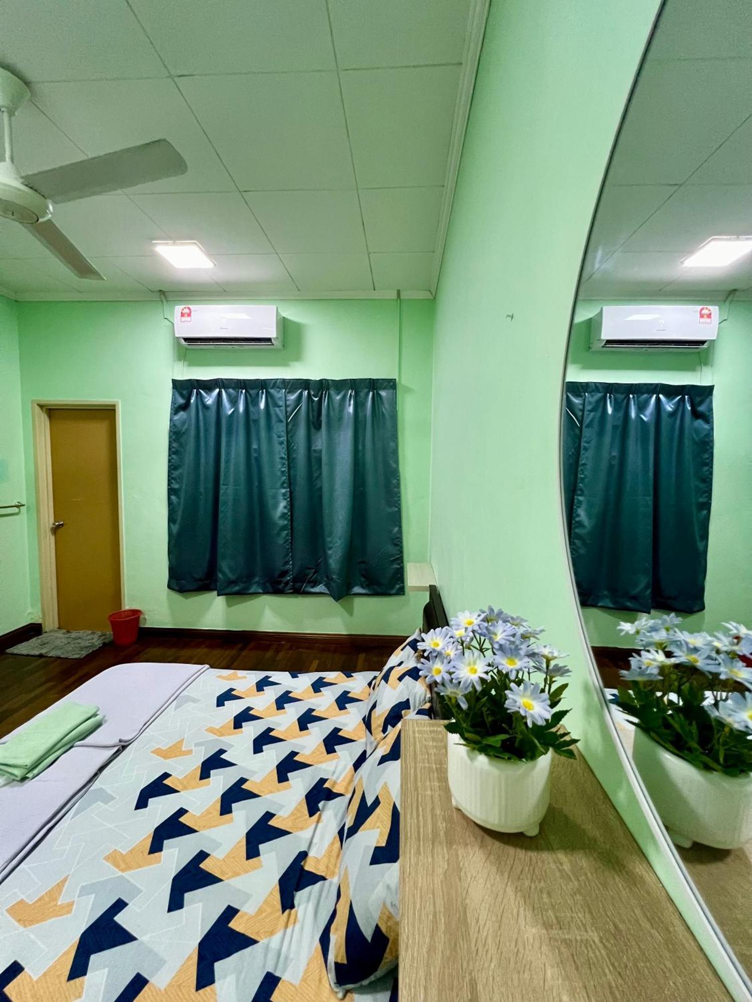 Rini Utama Homestay سكودايْ المظهر الخارجي الصورة